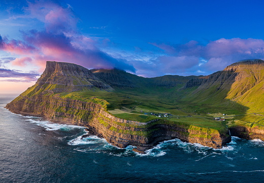 The Faroe Islands, Denis Ryan